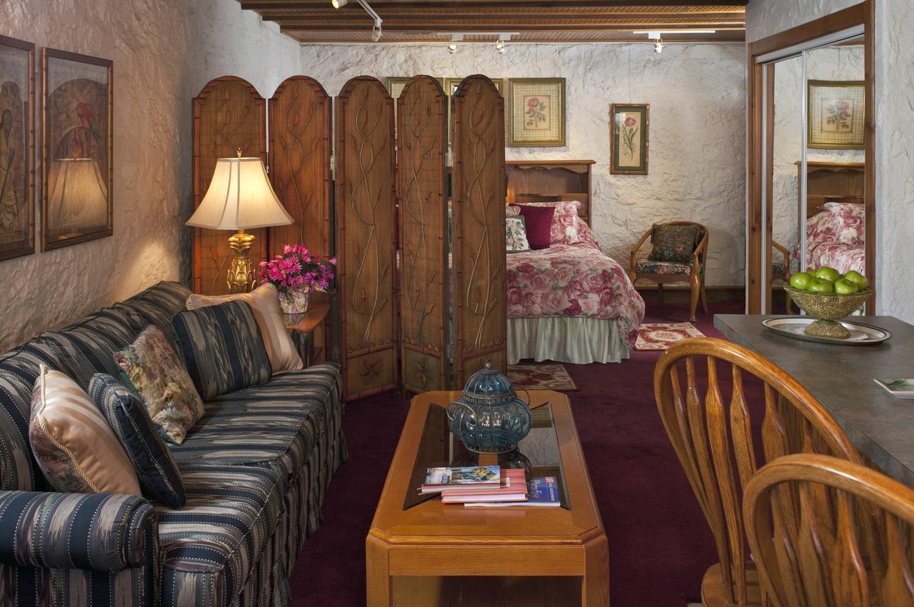 Cliff Cottage Inn ユリーカ・スプリングス エクステリア 写真