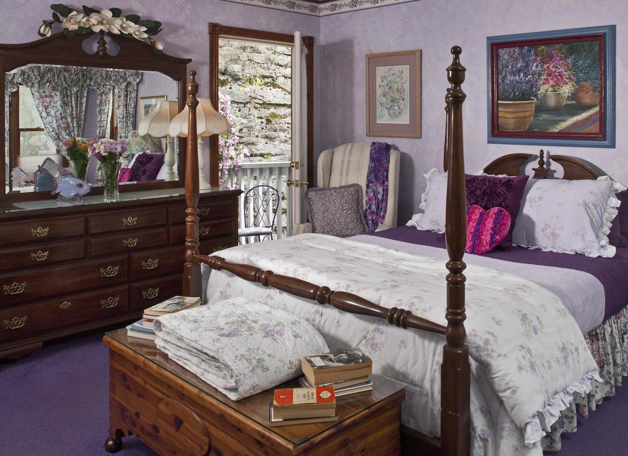 Cliff Cottage Inn ユリーカ・スプリングス エクステリア 写真
